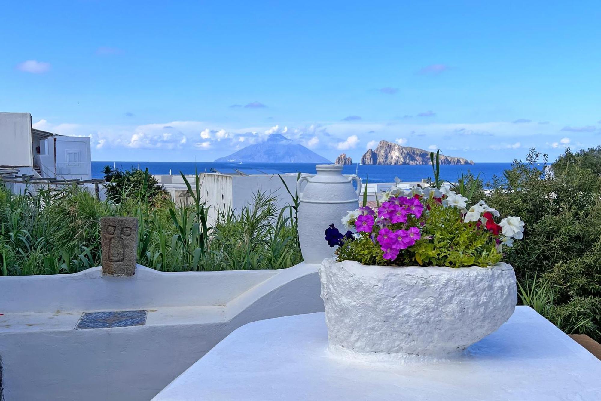 Dependance La Caletta Hotel Panarea Kültér fotó